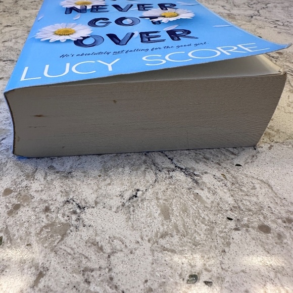 Things we never got Over - By Lucy Score - Picture 5 of 7